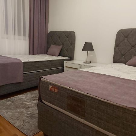 Luxury Apartment Iva II Skopje Eksteriør bilde