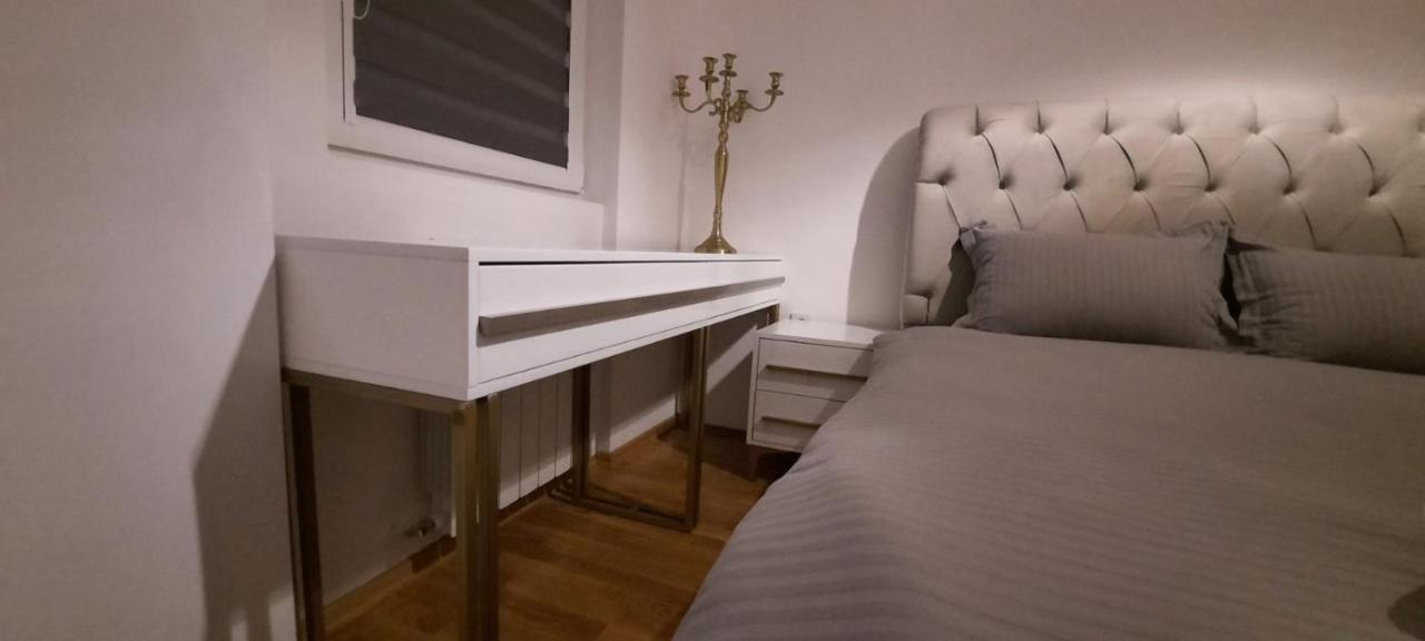 Luxury Apartment Iva II Skopje Eksteriør bilde